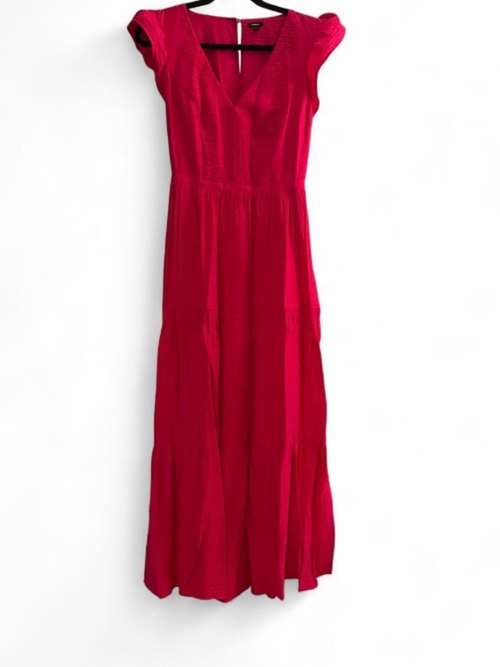 Express Hot Pink V‑Neck Tiered Maxi Dress